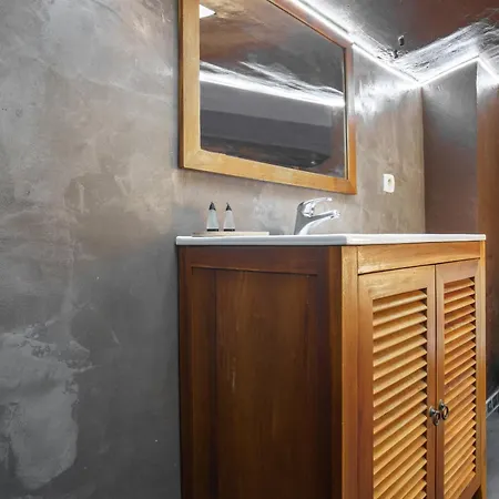 Zensan Meuble Maison De Village 66160 アパート