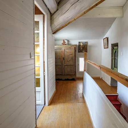 Zensan Meuble Maison De Village 66160 アパート *