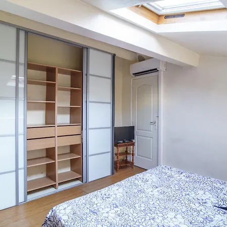 Zensan Meuble Maison De Village 66160 アパート ル・ブールー