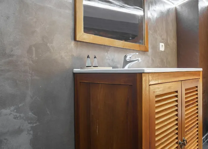 Zensan Meuble Maison De Village 66160 Apartman